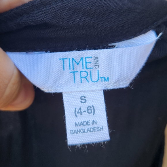 Time & Tru Black Sleeveless Dress V-Neck Pockets Solid - Picture 9 of 12